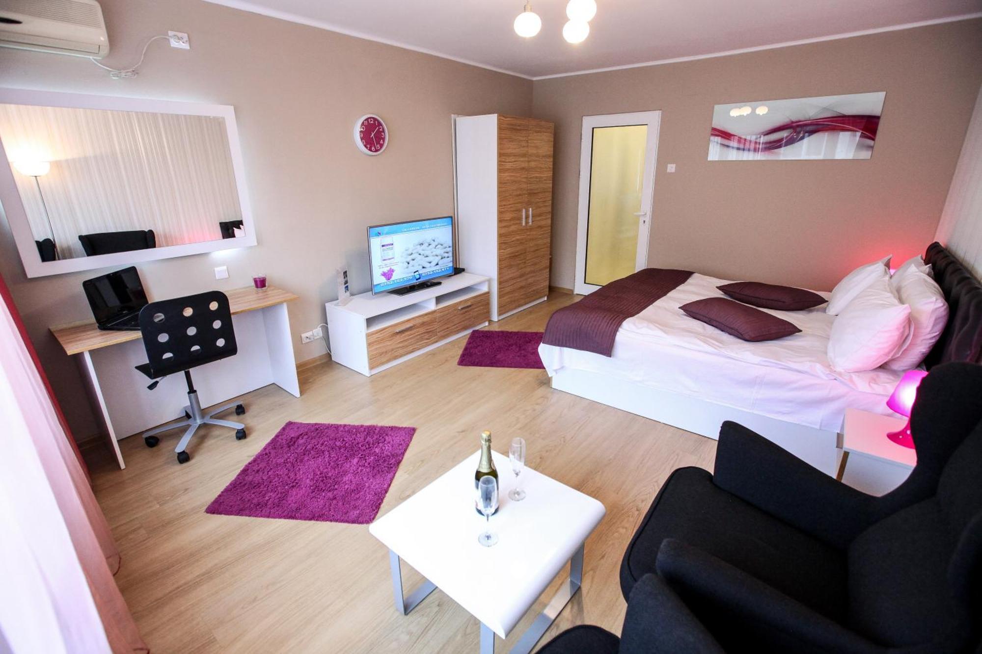 Highstyle Downtown Apartment Bucharest Room photo