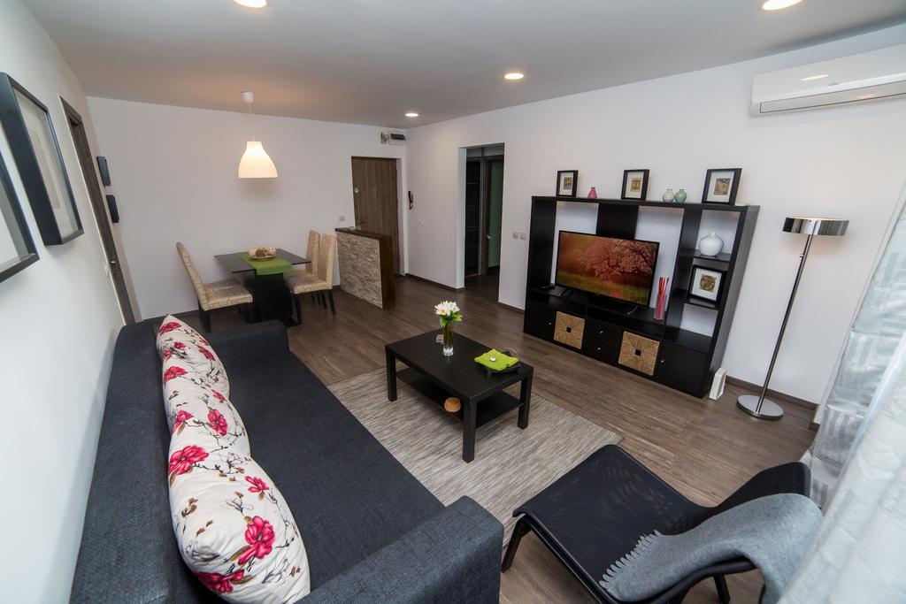 Highstyle Downtown Apartment Bucharest Exterior photo